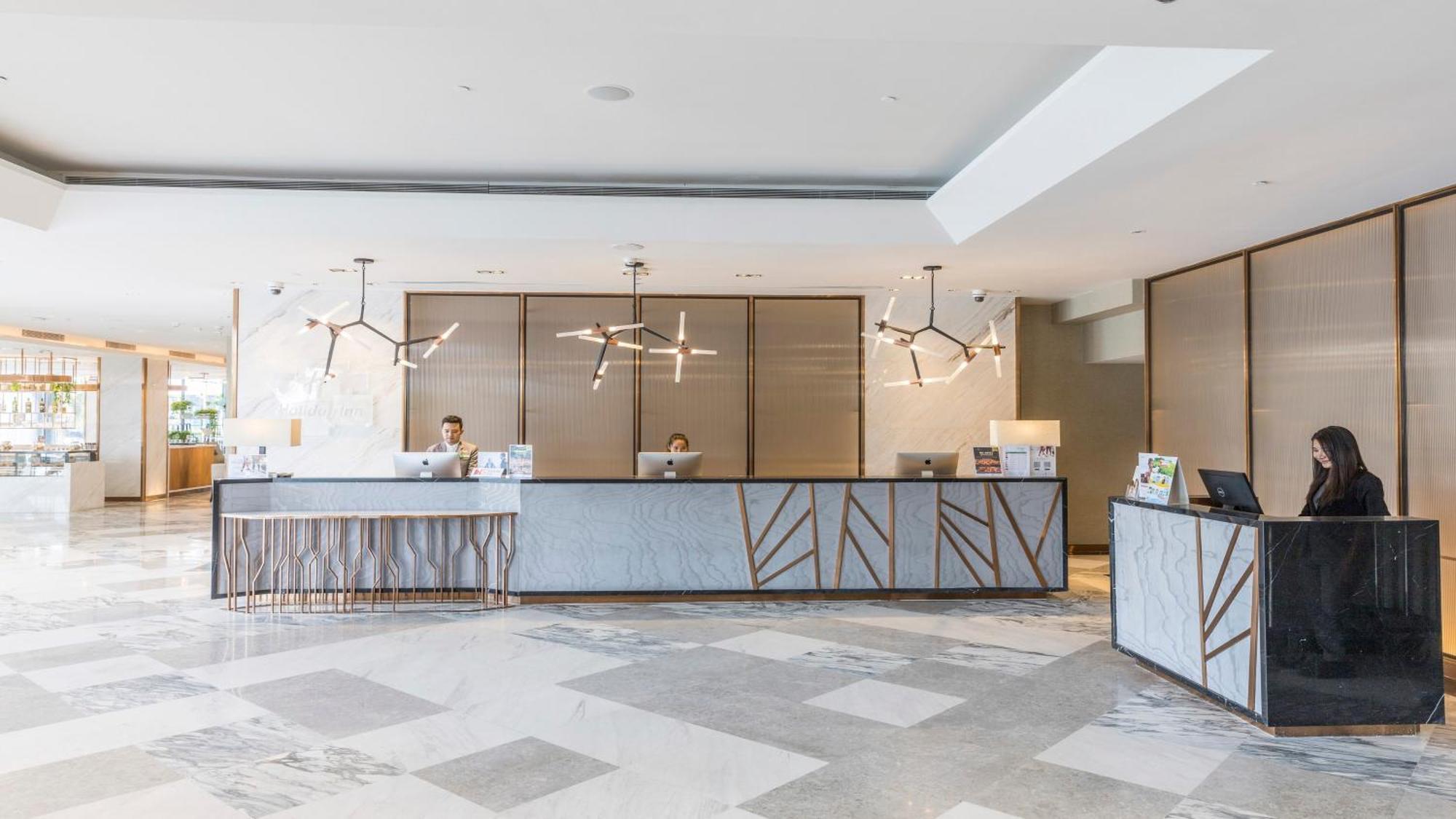 Holiday Inn & Suites Rayong City Centre By Ihg Dış mekan fotoğraf
