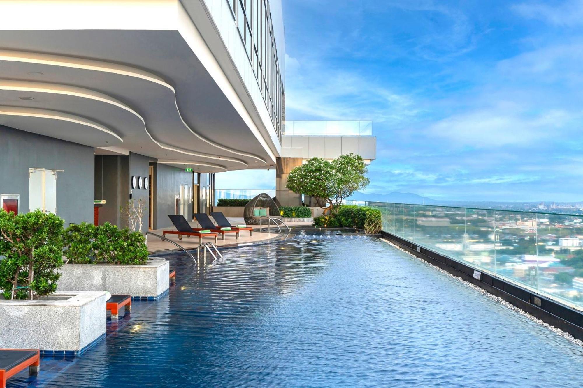 Holiday Inn & Suites Rayong City Centre By Ihg Dış mekan fotoğraf