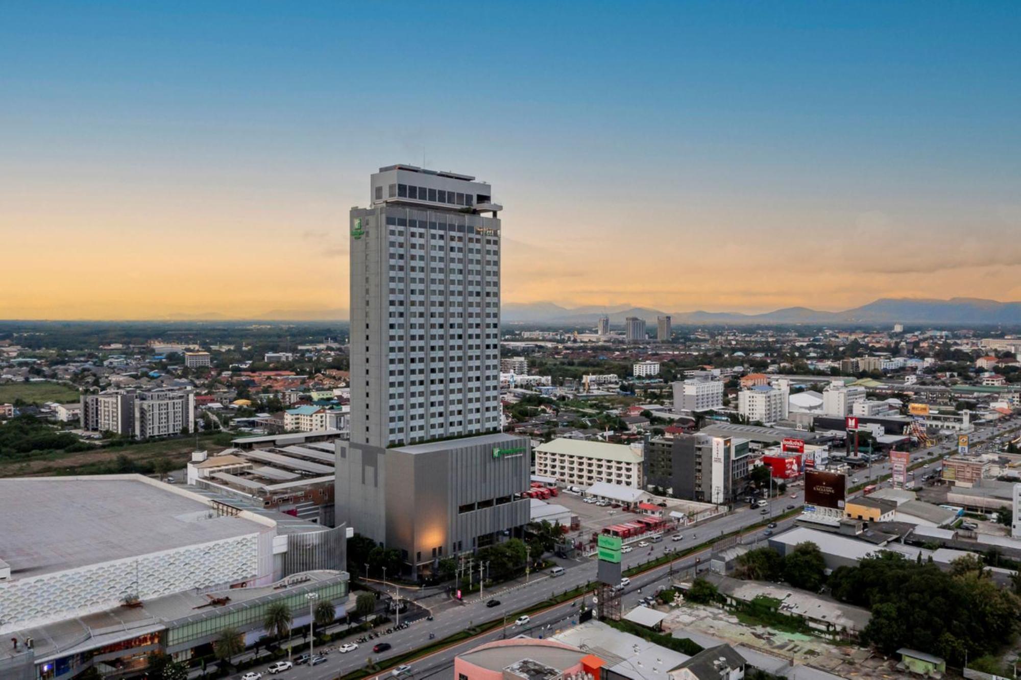 Holiday Inn & Suites Rayong City Centre By Ihg Dış mekan fotoğraf