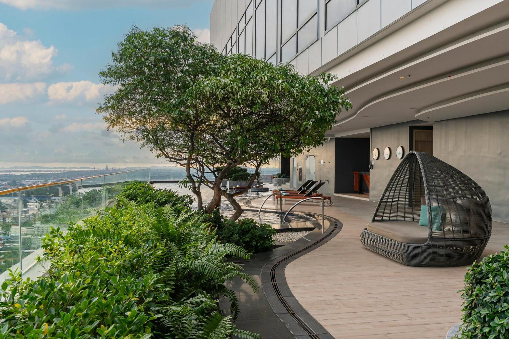 Holiday Inn & Suites Rayong City Centre By Ihg Dış mekan fotoğraf