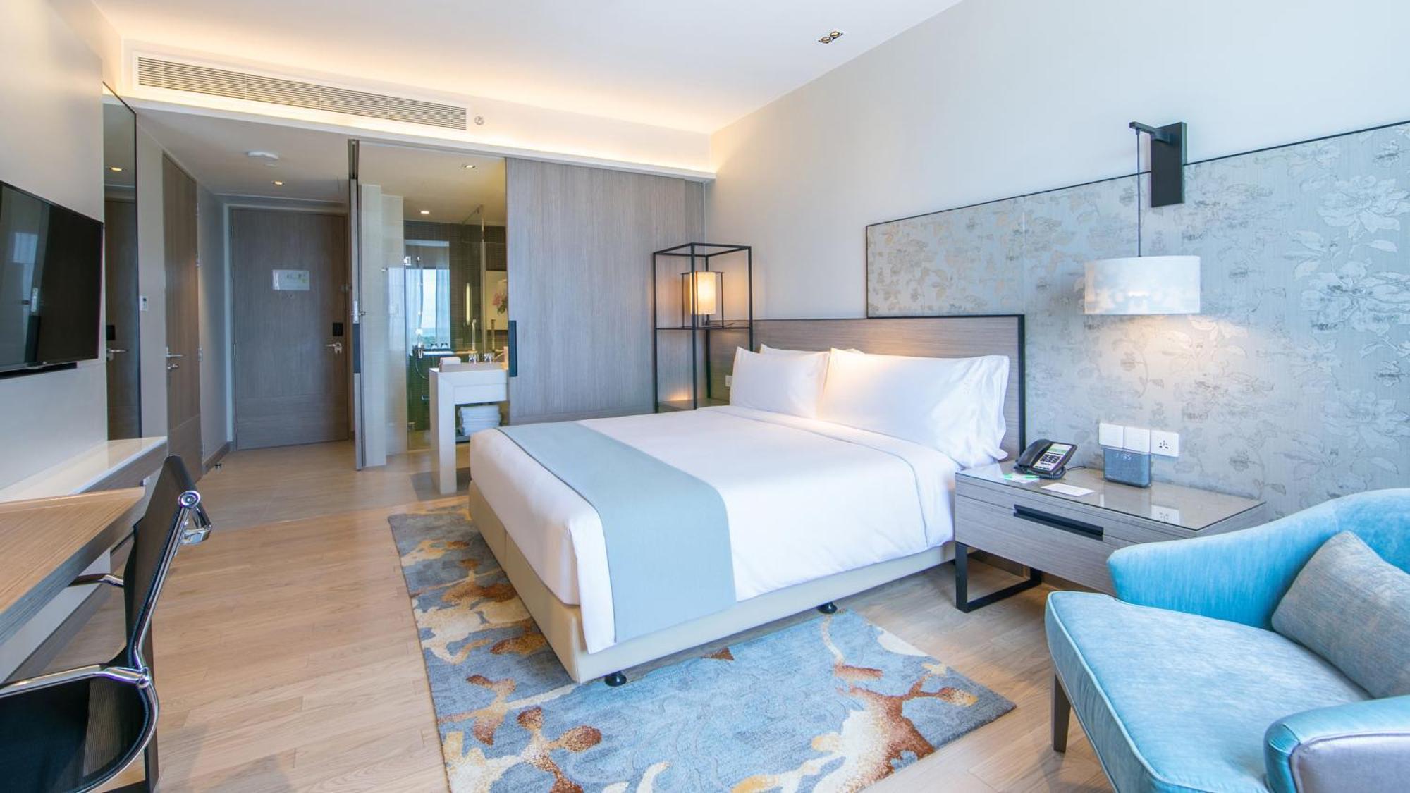 Holiday Inn & Suites Rayong City Centre By Ihg Dış mekan fotoğraf
