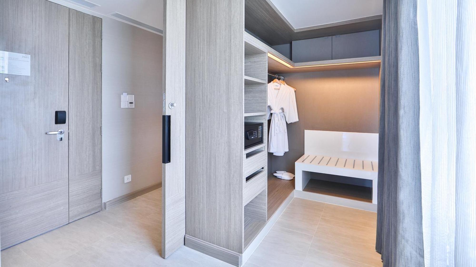 Holiday Inn & Suites Rayong City Centre By Ihg Dış mekan fotoğraf
